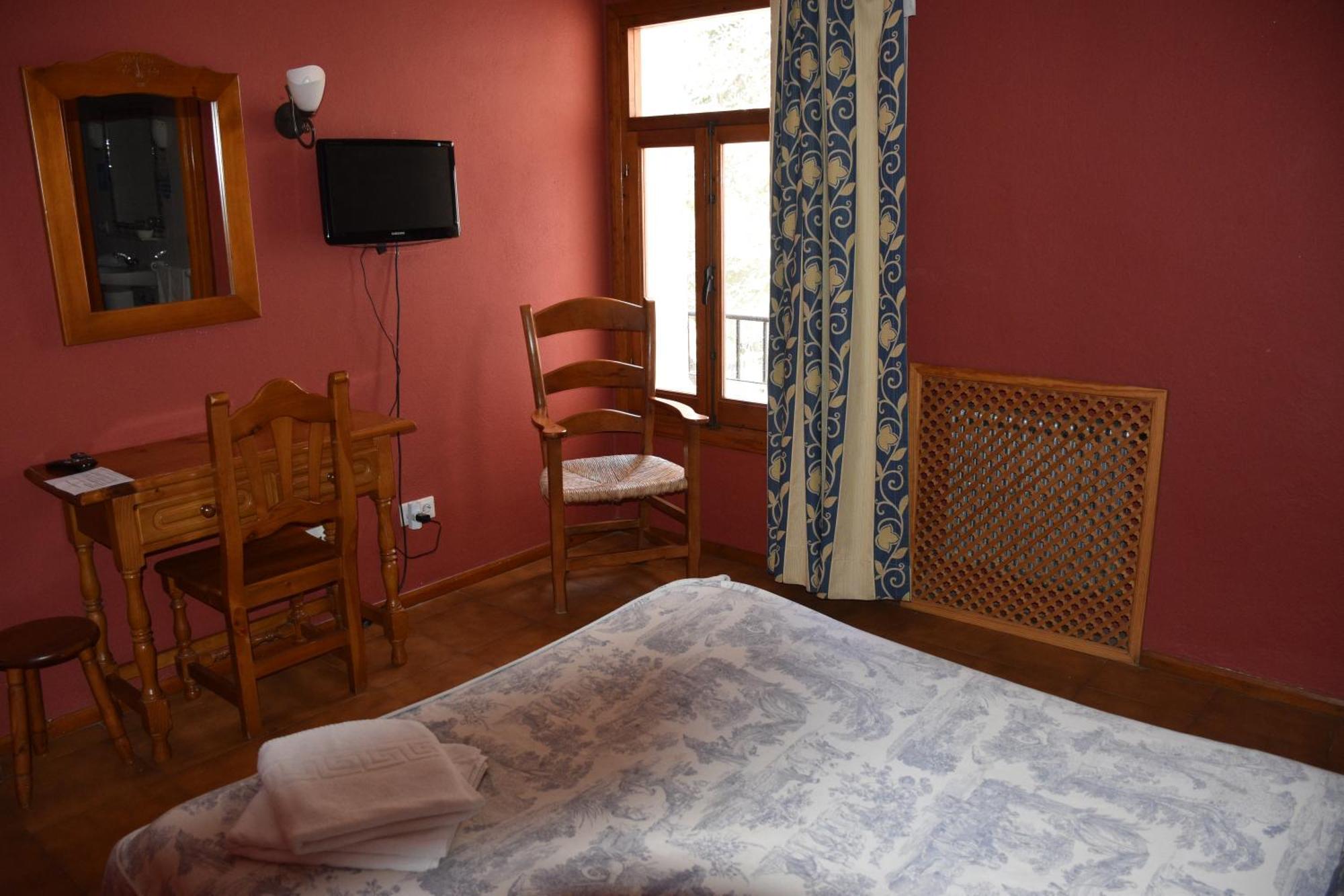 Hotel El Refugio De Juanar Ojén Eksteriør billede